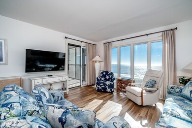 Open living space w/ ocean views