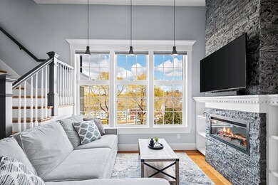 11 S Mason St unit 10, Salem, MA 01970 - photo 2