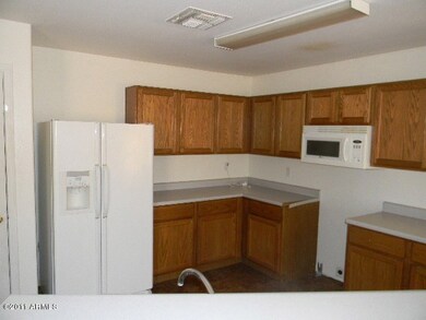 023-276892 Kitchen 1