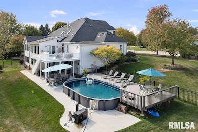 2924 E 45th Ct, Davenport, IA 52807 - photo 7