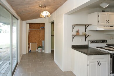 27445 Stockdale Rd, Sturgis, MI 49091 - photo 2