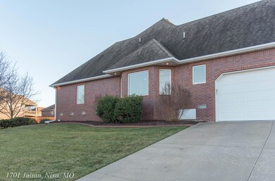 1701 Julian, Nixa, MO-54