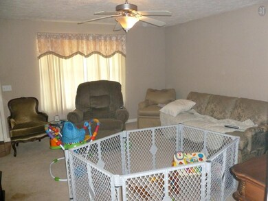 603 S Spring St, Manchester, TN 37355 - photo 2