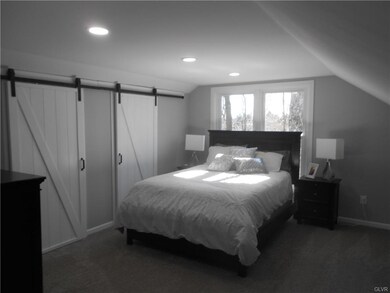 6453 Beverly Hills Rd, Coopersburg, PA 18036 - photo 2