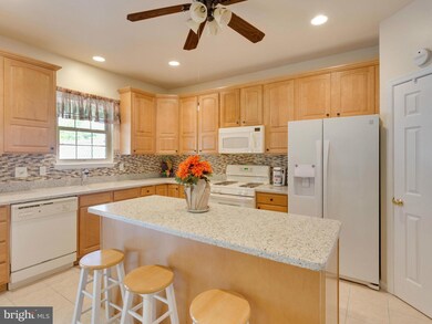 4037 White Haven Dr, Dumfries, VA 22026 - photo 5