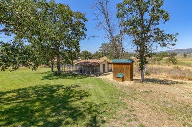 11773 Highway 62, Eagle Point, OR 97524 - photo 2