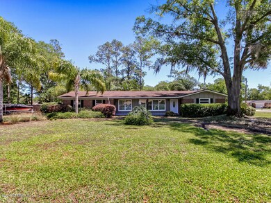 4883 Tara Woods Dr E, Jacksonville, FL 32210 - photo 3