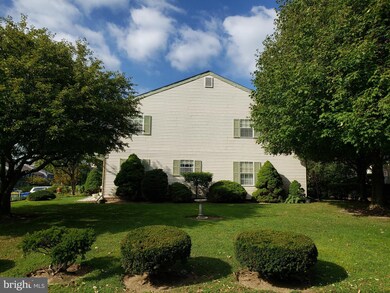 3101 Emerald Place unit LONDONDERRY, Wilmington, DE 19810 - photo 2