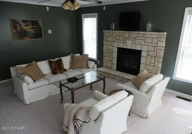 133 Oak Ridge Dr, Milford, PA 18337 - photo 3