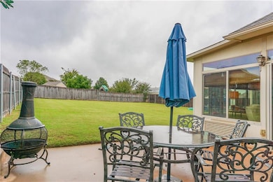 2632 SE 5th St, Moore, OK 73160 - photo 5