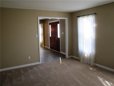 Formal living room to entry