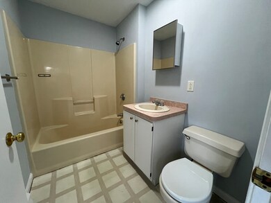 155 E Central St unit R, Franklin, MA 02038 - photo 6