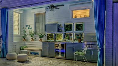 Outdoor Kitchen