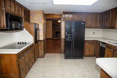 6219 Windsor Dr, Columbus, GA 31909 - photo 6