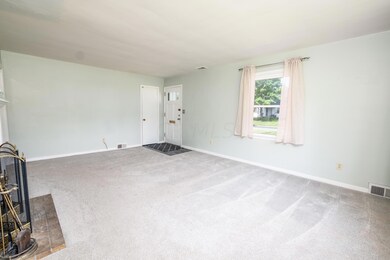 900 S Broadleigh Rd-45