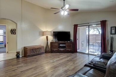 333 W Dexter Way-23
