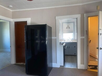 71 Sycamore St unit 2, Fairhaven, MA 02719 - photo 4