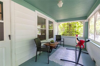 Screened in front porch is great to enjoy your mor