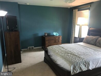 652 Kenney Ln, Brookhaven, PA 19015 - photo 7