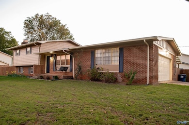 7711 Logan Dr SW, Huntsville, AL 35802 - photo 4