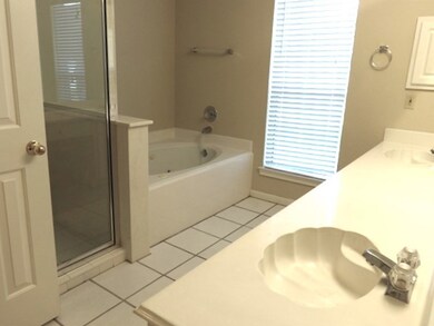 3916 Fernwood Dr, Pearland, TX 77584 - photo 7