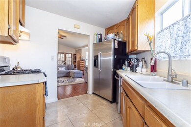 13802 Dronfield Ave, Sylmar, CA 91342 - photo 5