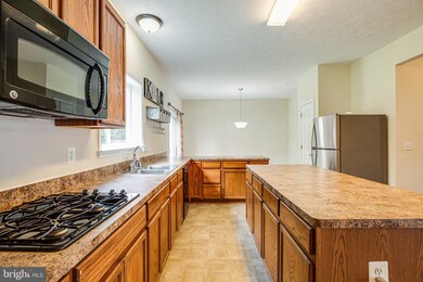 35338 Quail Meadow Ln, Locust Grove, VA 22508 - photo 7