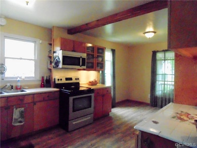 423 3rd St, West Point, VA 23181 - photo 7