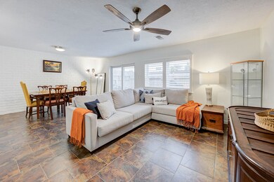 1121 Country Place Dr, Houston, TX 77079 - photo 5