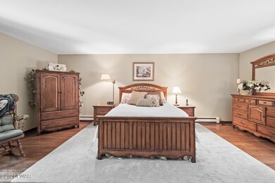 127 Middleton Dr, Milford, PA 18337 - photo 4