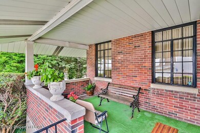 116 W Fern St, Hazleton, PA 18201 - photo 3