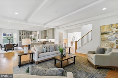 1002 Hillcrest Dr SW, Vienna, VA 22180 - photo 7