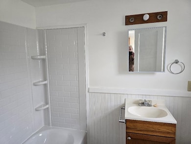 12078 Taylor St, Hallwood, VA 23359 - photo 7