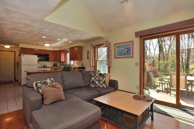 7 Avon Ave, Cumberland, RI 02864 - photo 4