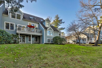 41 Hawthorne Village Rd unit U363, Nashua, NH 03062 - photo 4