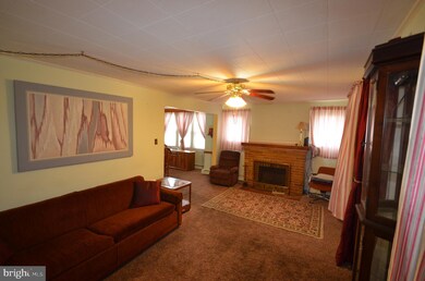 214 S 9th St, Quakertown, PA 18951 - photo 3