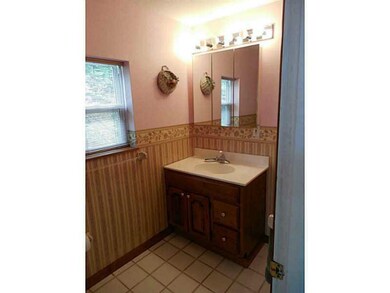 Full Bath. Updated features throughout this bath.