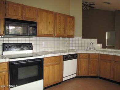 022-194591 kitchen 5