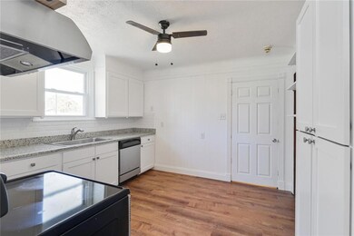 5825 Suzanne Place, Metairie, LA 70003 - photo 4