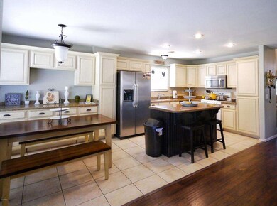 Beautiful, open kitchen