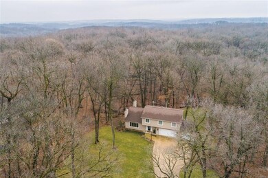 14 Cottage Grove Woods SE, Cedar Rapids, IA 52403 - photo 4