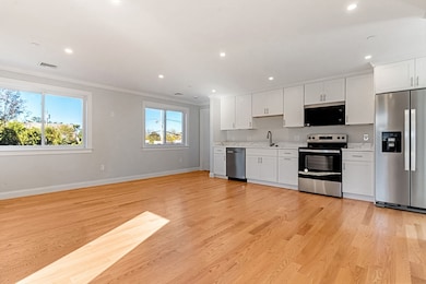 163 Clay St unit C, Quincy, MA 02170 - photo 4