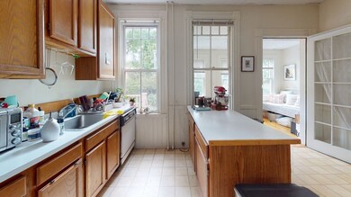 46 Waverly St unit 1, Brookline, MA 02445 - photo 3