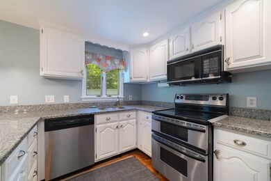 23 Wild Rose Ln, Hampton, NH 03842 - photo 5