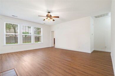 404 NW Saddlebrook Dr, Bentonville, AR 72712 - photo 5