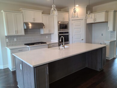 Gorgeous Grant Kitchen
