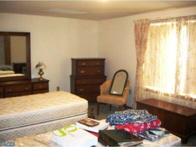 781 Chestnut Ave, Bridgeton, NJ 08302 - photo 6