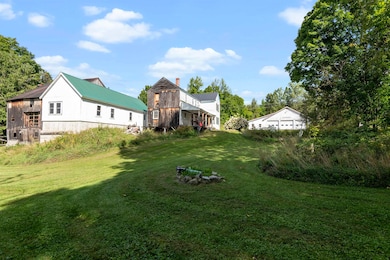 476 Vt Route 25, West Topsham, VT 05086 - photo 3