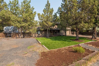 3466 SW 34th St, Redmond, OR 97756 - photo 3