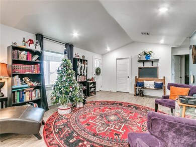 2619 N Bell Ave, Shawnee, OK 74804 - photo 2